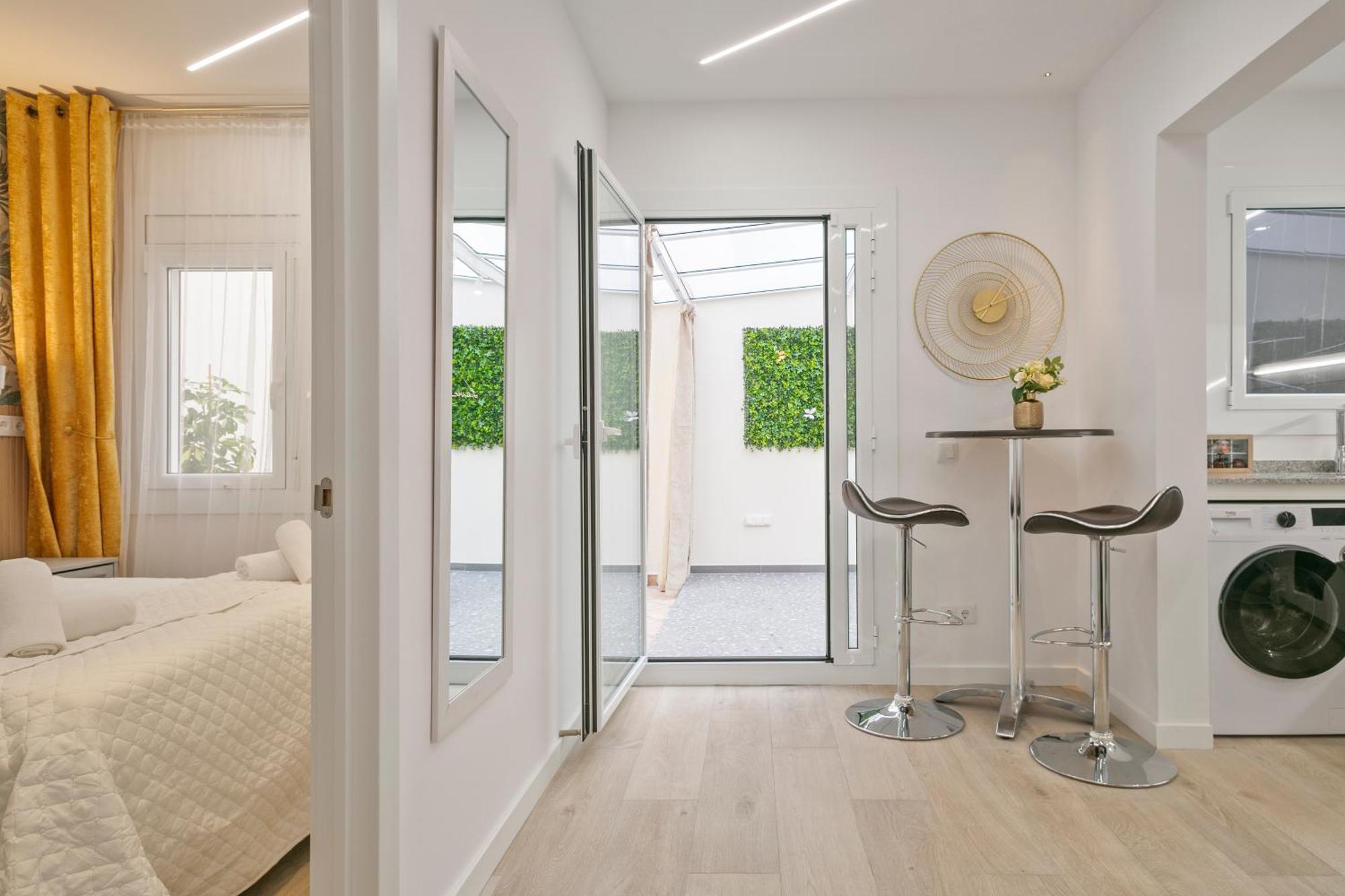 Boutique Plaza Catalonia Suites Cornella Cornellà de Llobregat Esterno foto